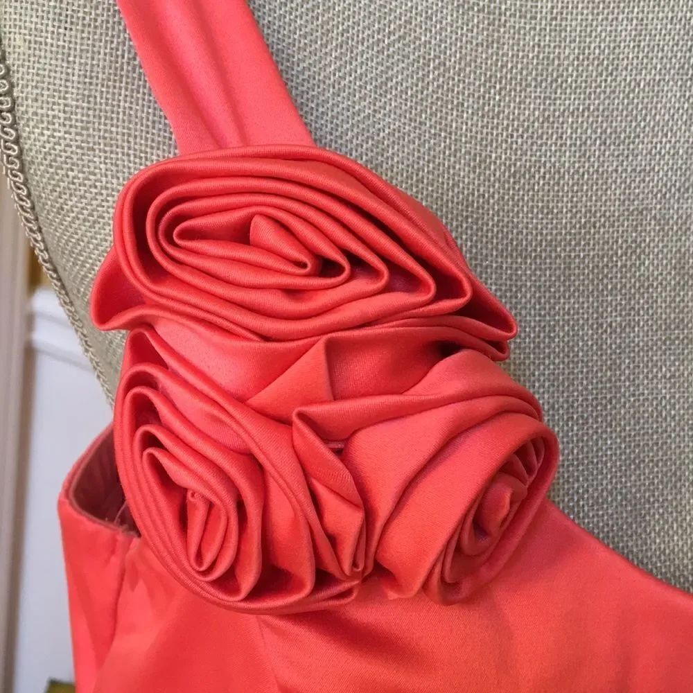 City Triangles One Shoulder Dress - Picture 5 of 8